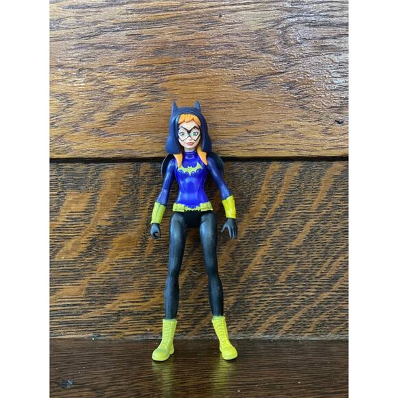 NWOT Bat Girl Action Figure Doll Xmas Stocking Stuffer DC Super Hero - Picture 6 of 6